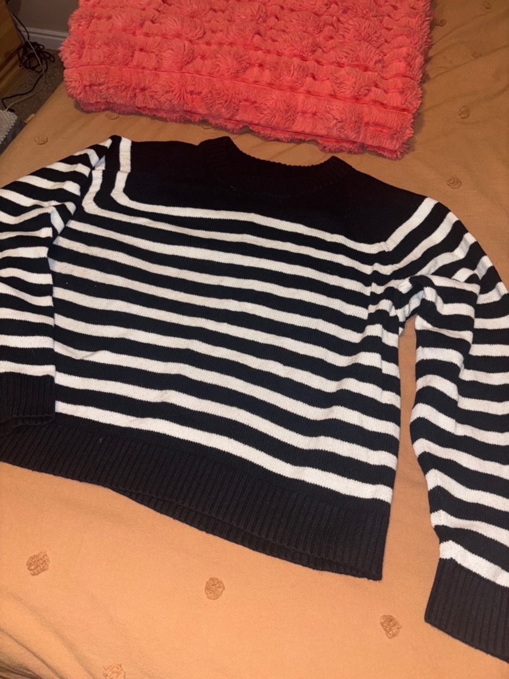 GAP Black and White Striped Crewneck Sweater